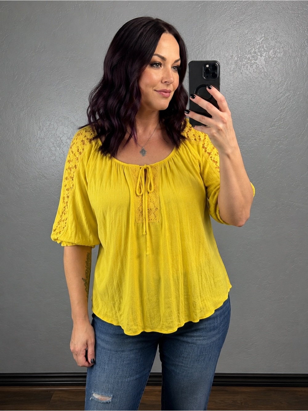 French Laundry Yellow Boho Peasant Top Lace Trim Tie Neck Blouse Medium